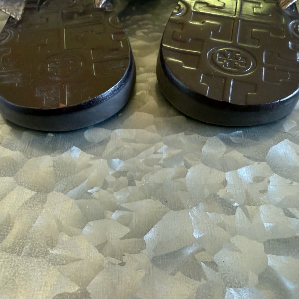 Tory Burch Brown Textured Sandals - Picture 4 of 7